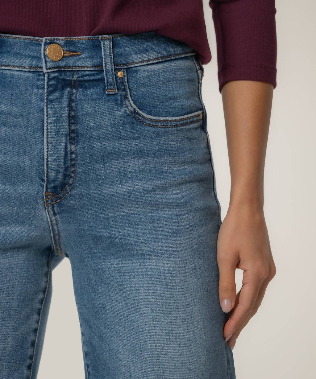 Kut From The Kloth - Avery Straight Leg Jeans With Raw Hem