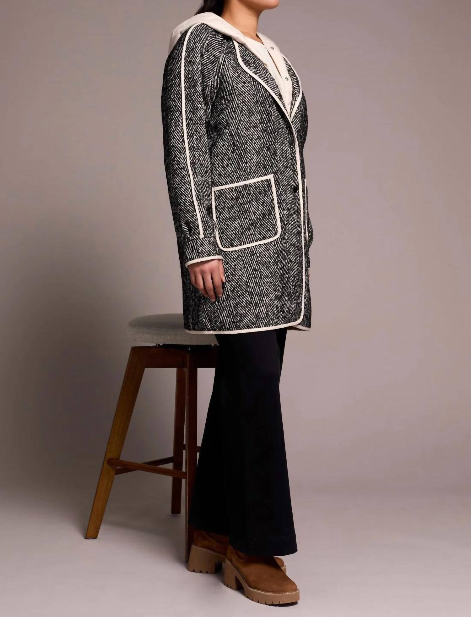 Tribal - Lightweight Fooler Coat