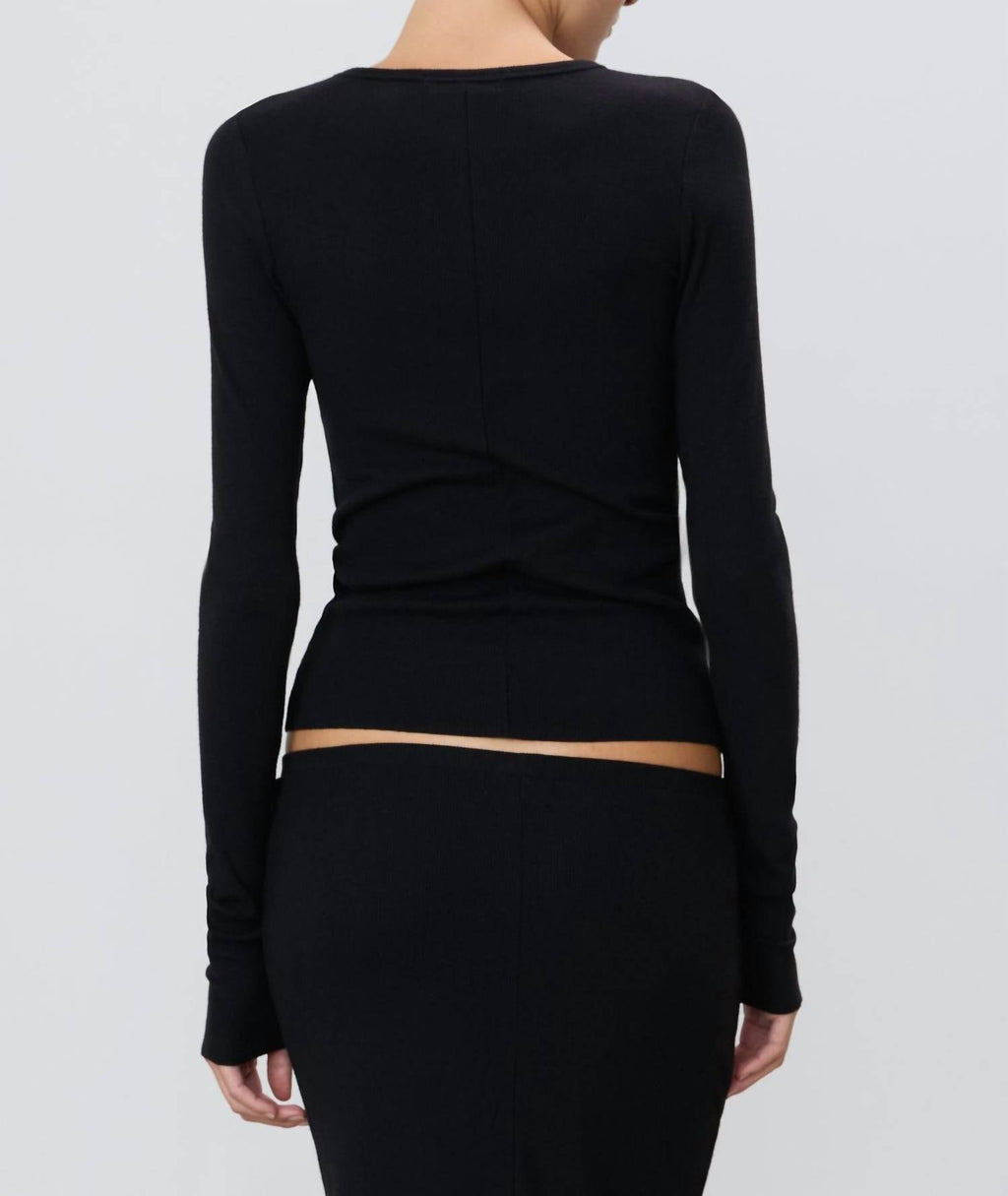 Eterne - Long Sleeve Fitted Top