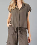 Lola & Sophie - Collar V-neck Boxy Top