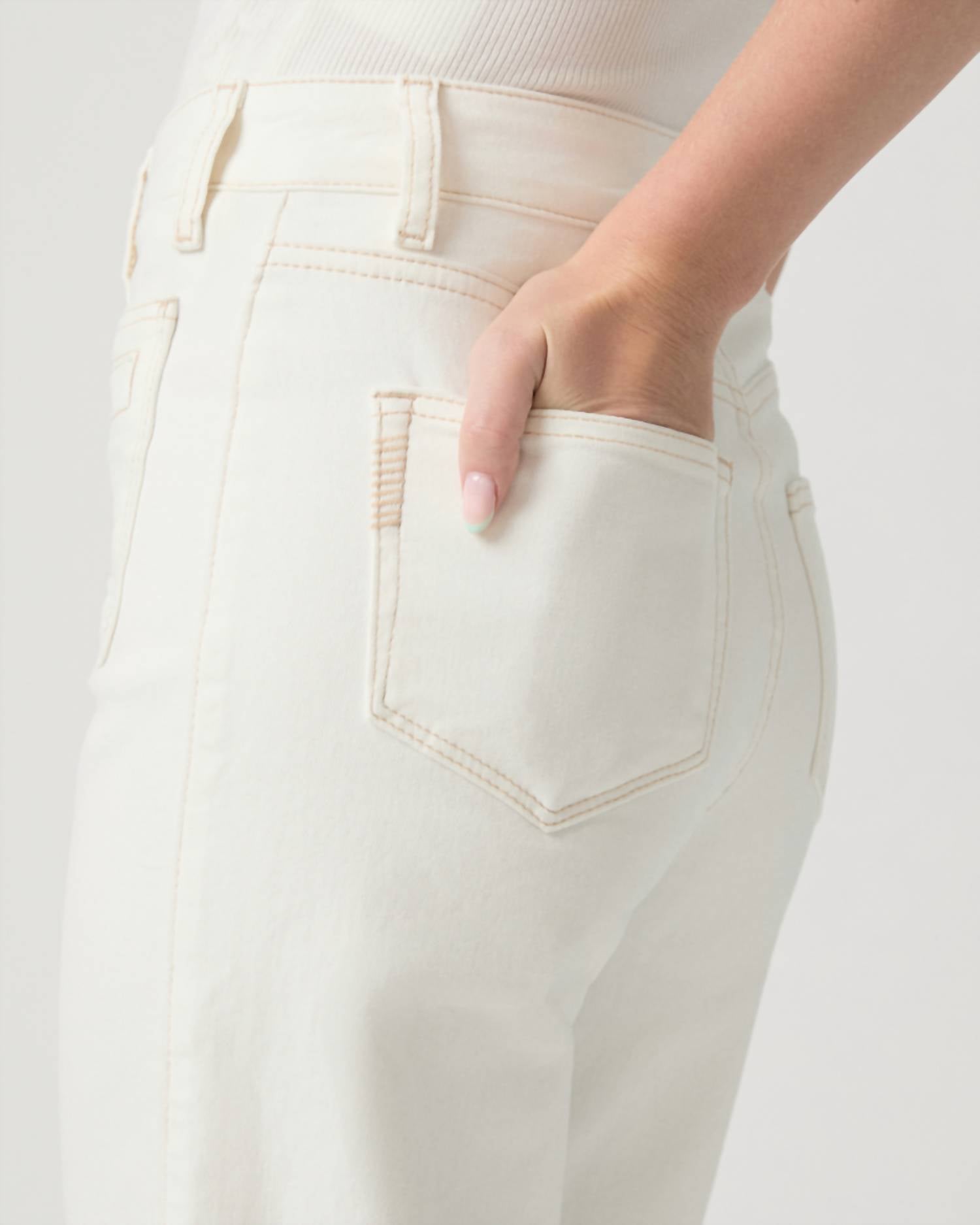 Paige - Anessa 31 Wide Leg Jeans
